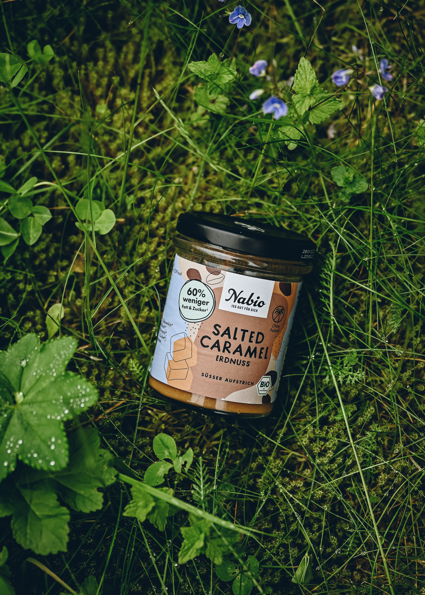 Nabio salted caramel jar on moss
