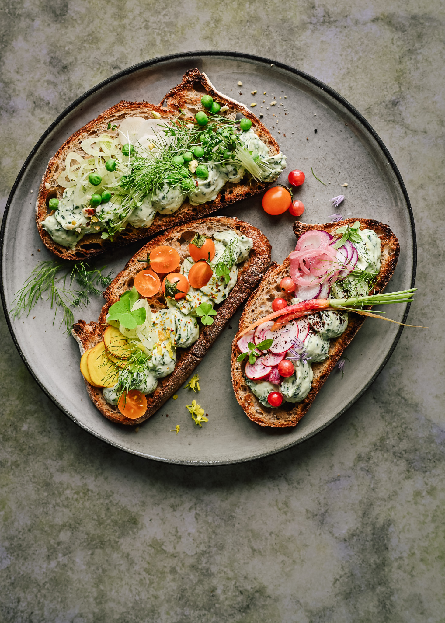 Healthy vegan Herb cream